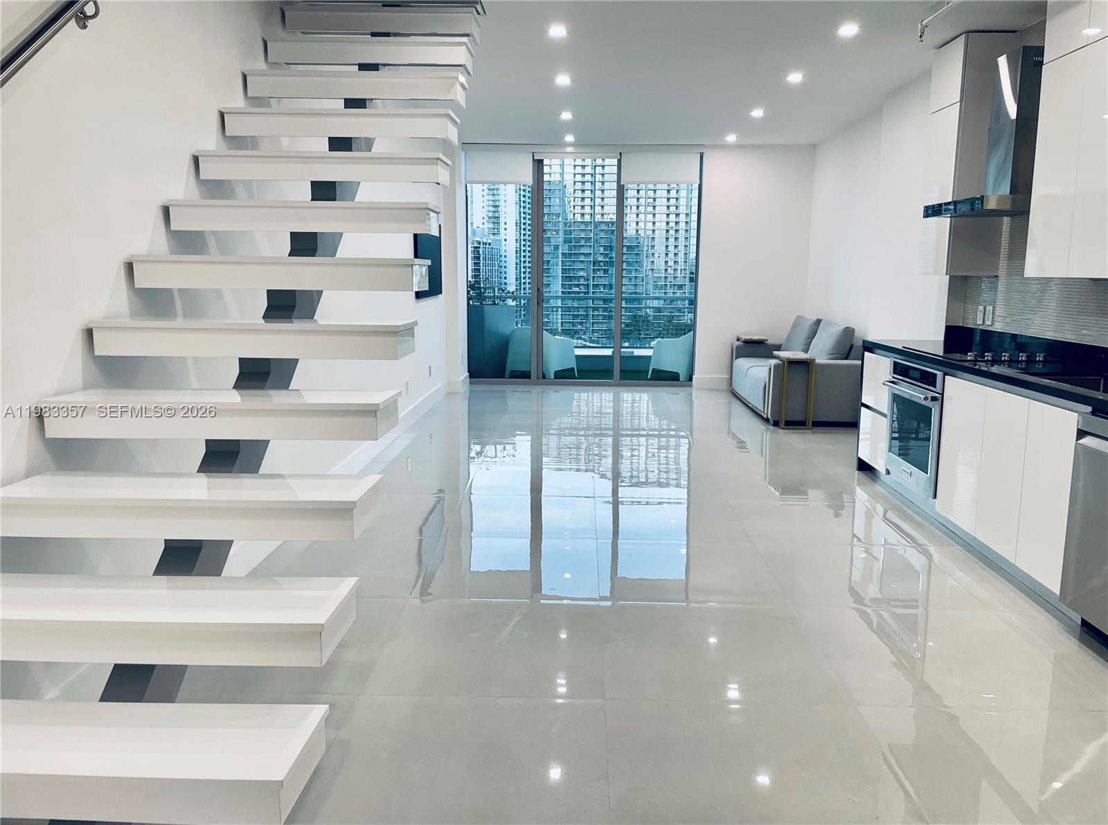 690 SW 1st Ct #2312, Miami FL 33130