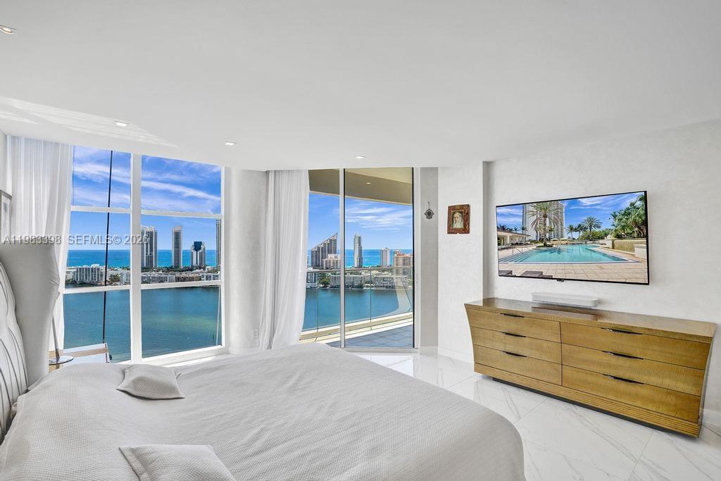 2800 Island Blvd #3005, Aventura FL 33160