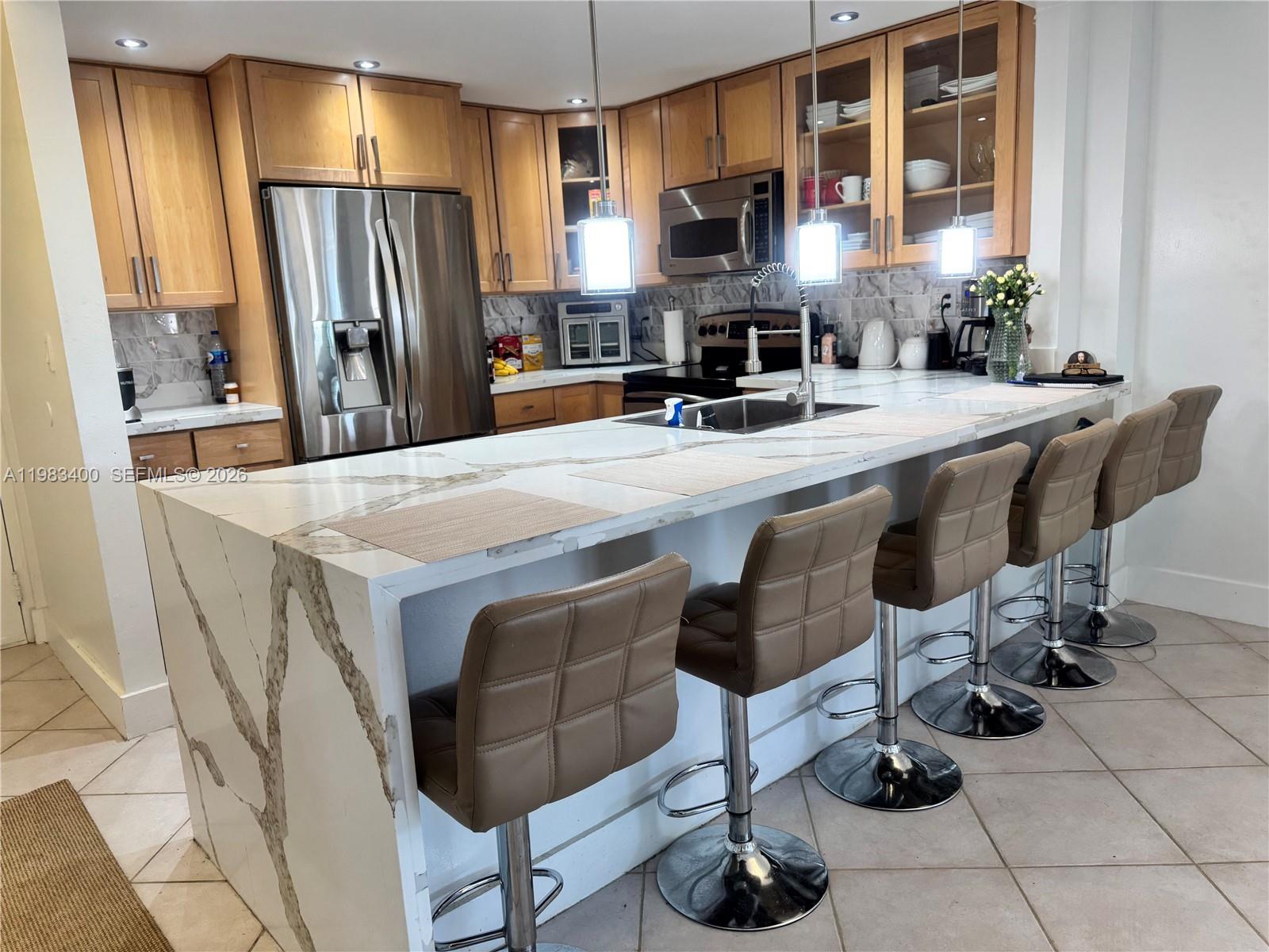 3600 NE 170 St. #Apt.D.406, North Miami Beach FL 33160