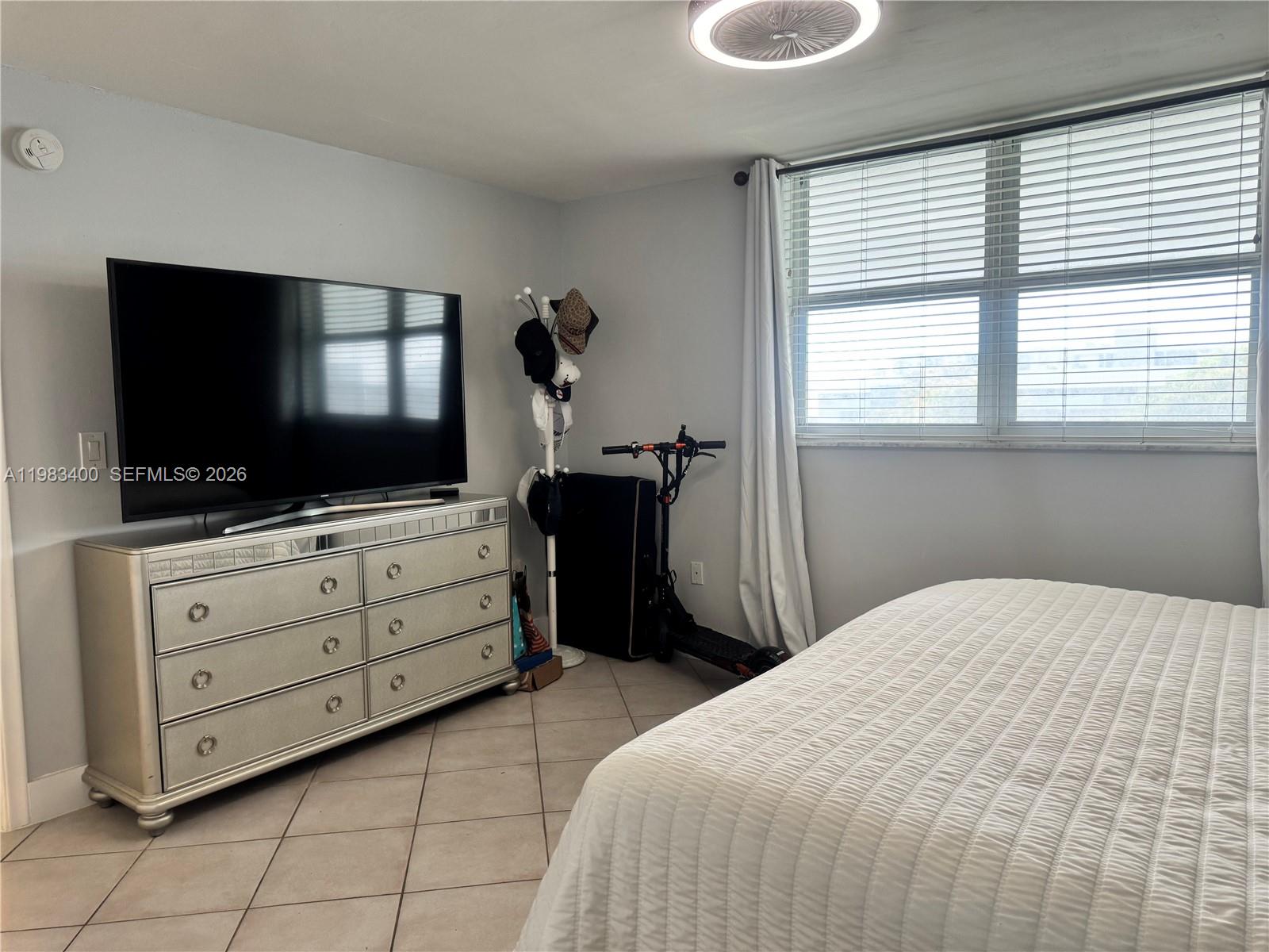 3600 NE 170 St. #Apt.D.406, North Miami Beach FL 33160