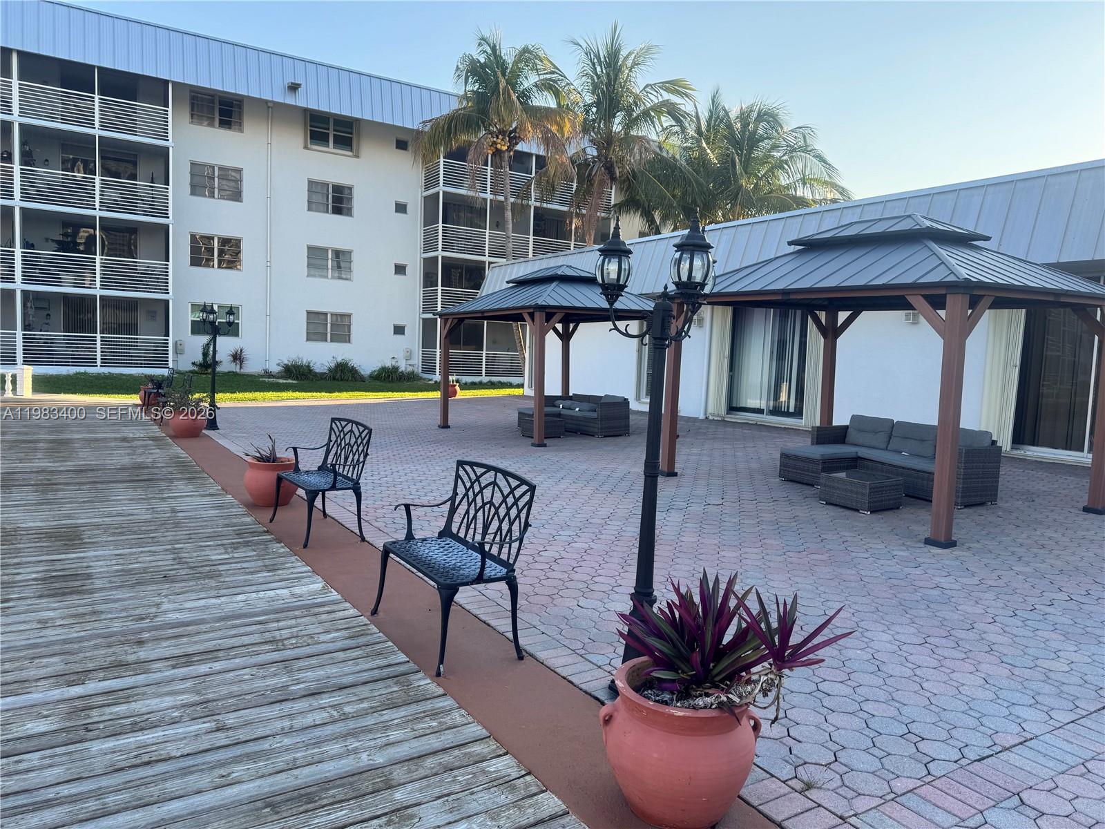 3600 NE 170 St. #Apt.D.406, North Miami Beach FL 33160