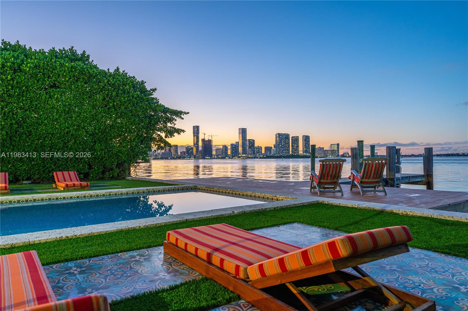 1277 N Venetian Way, Miami FL 33139