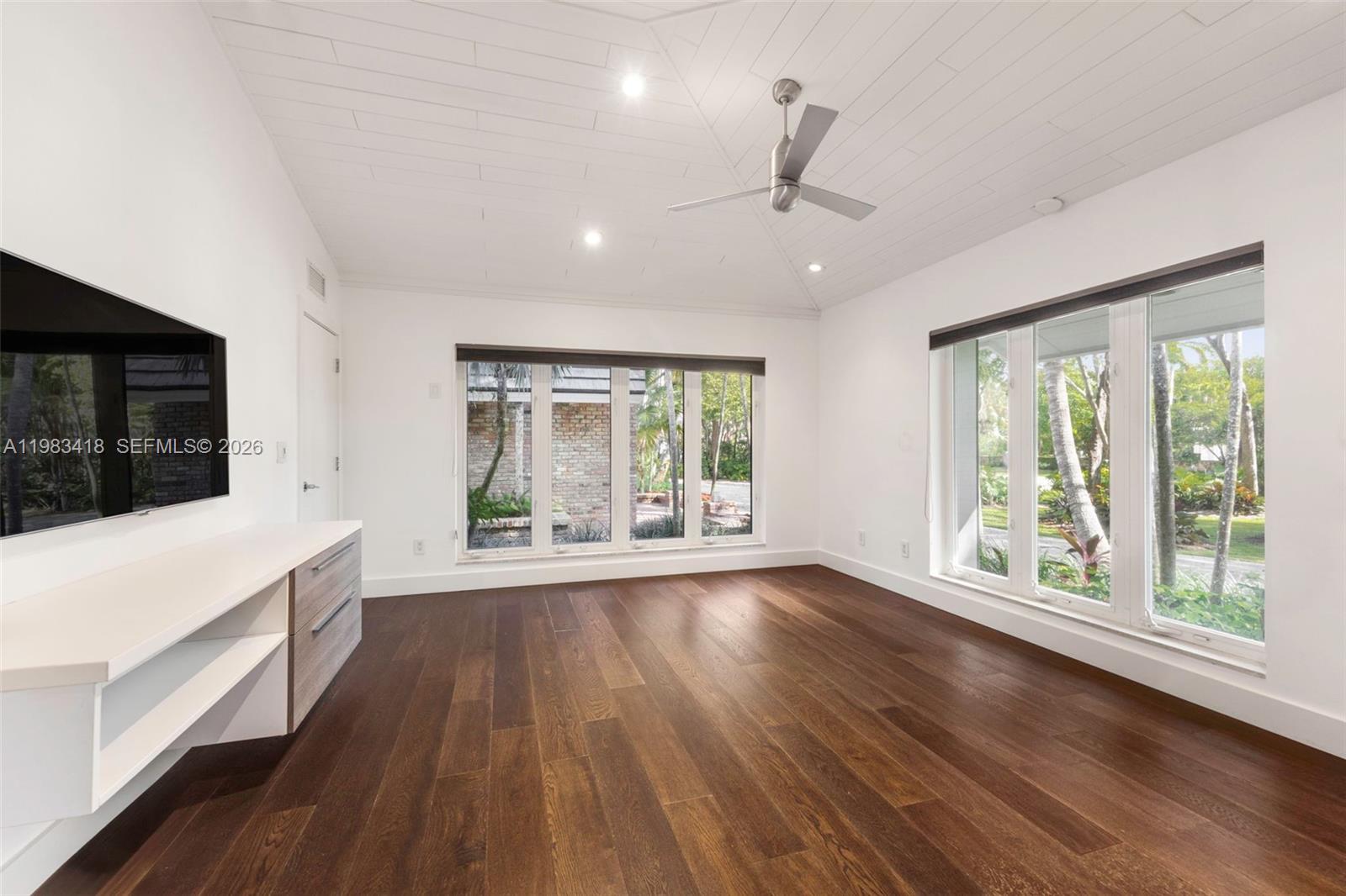 9000 Arvida Dr, Coral Gables FL 33156
