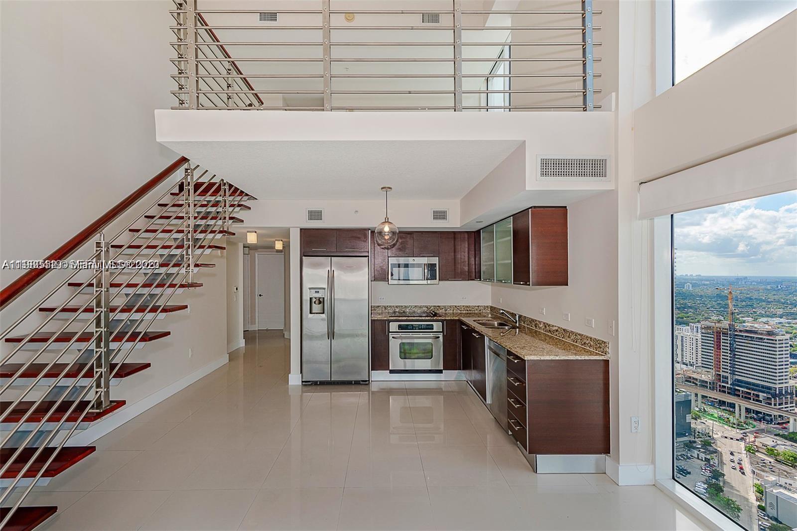 41 SE 5th St #2417, Miami FL 33131