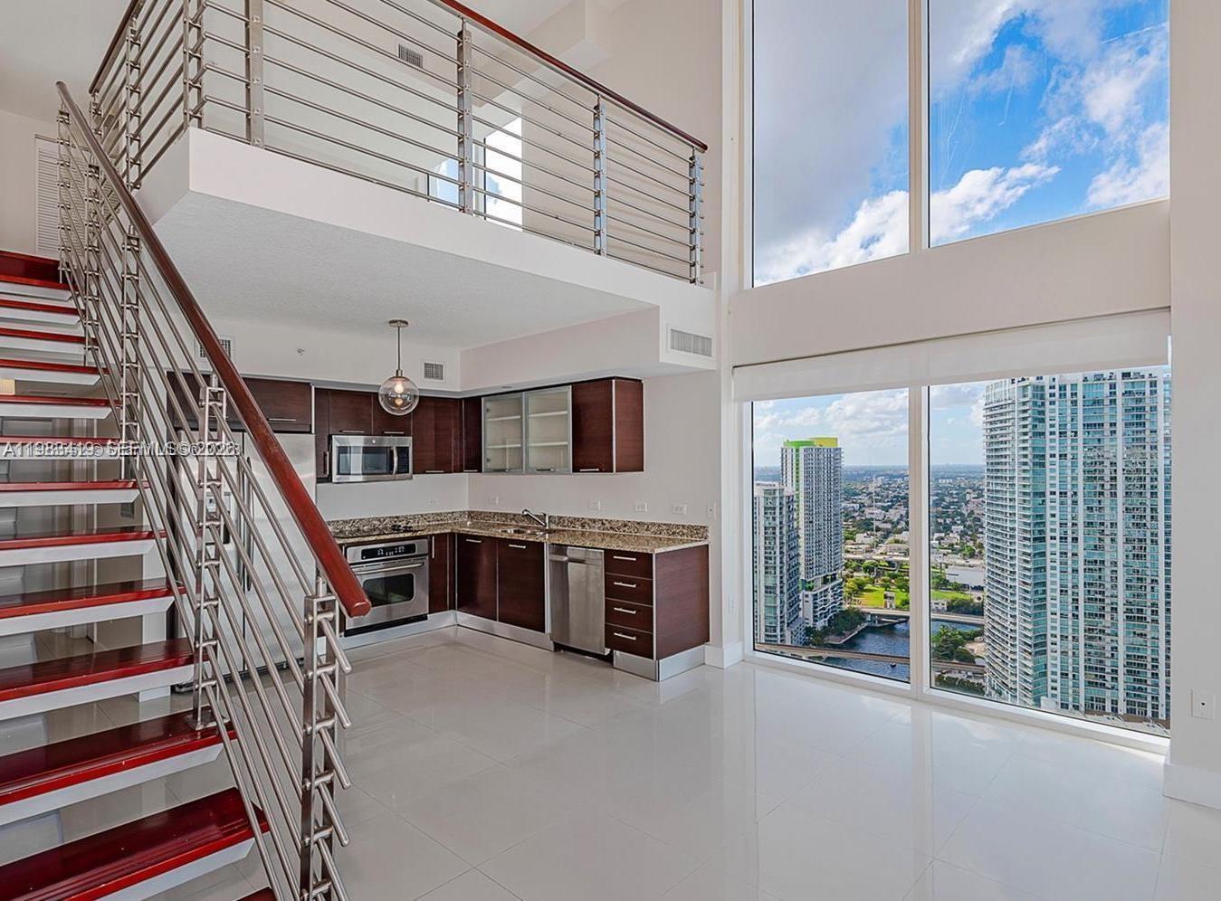 41 SE 5th St #2417, Miami FL 33131