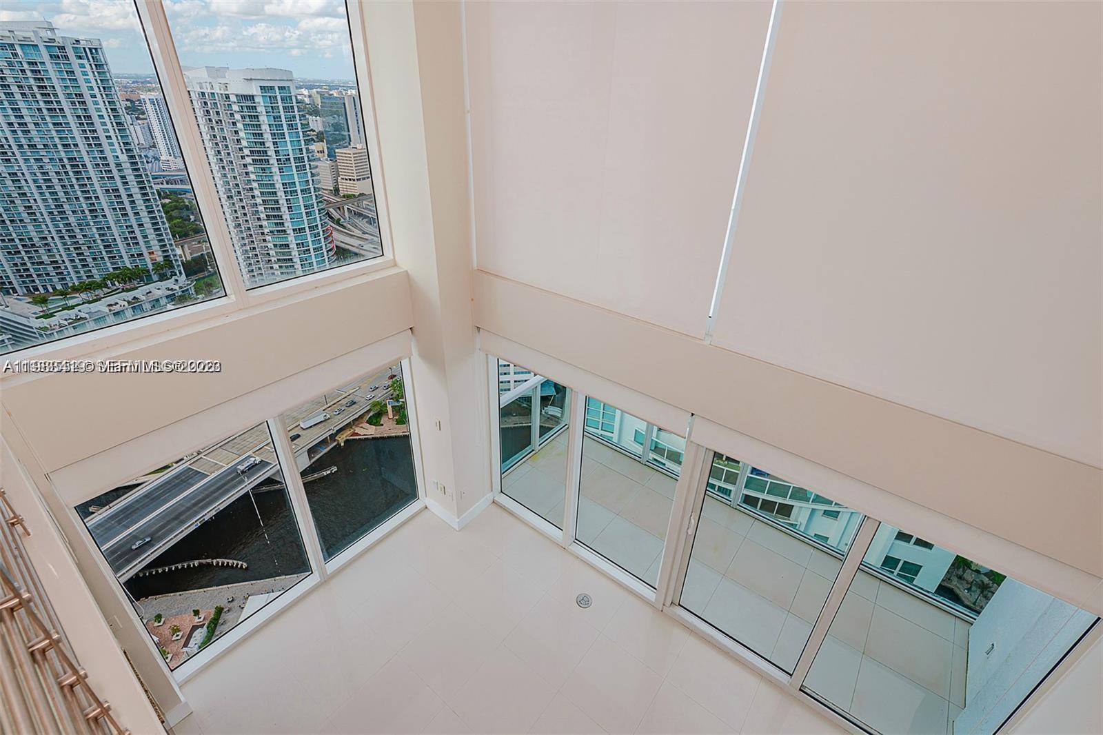 41 SE 5th St #2417, Miami FL 33131