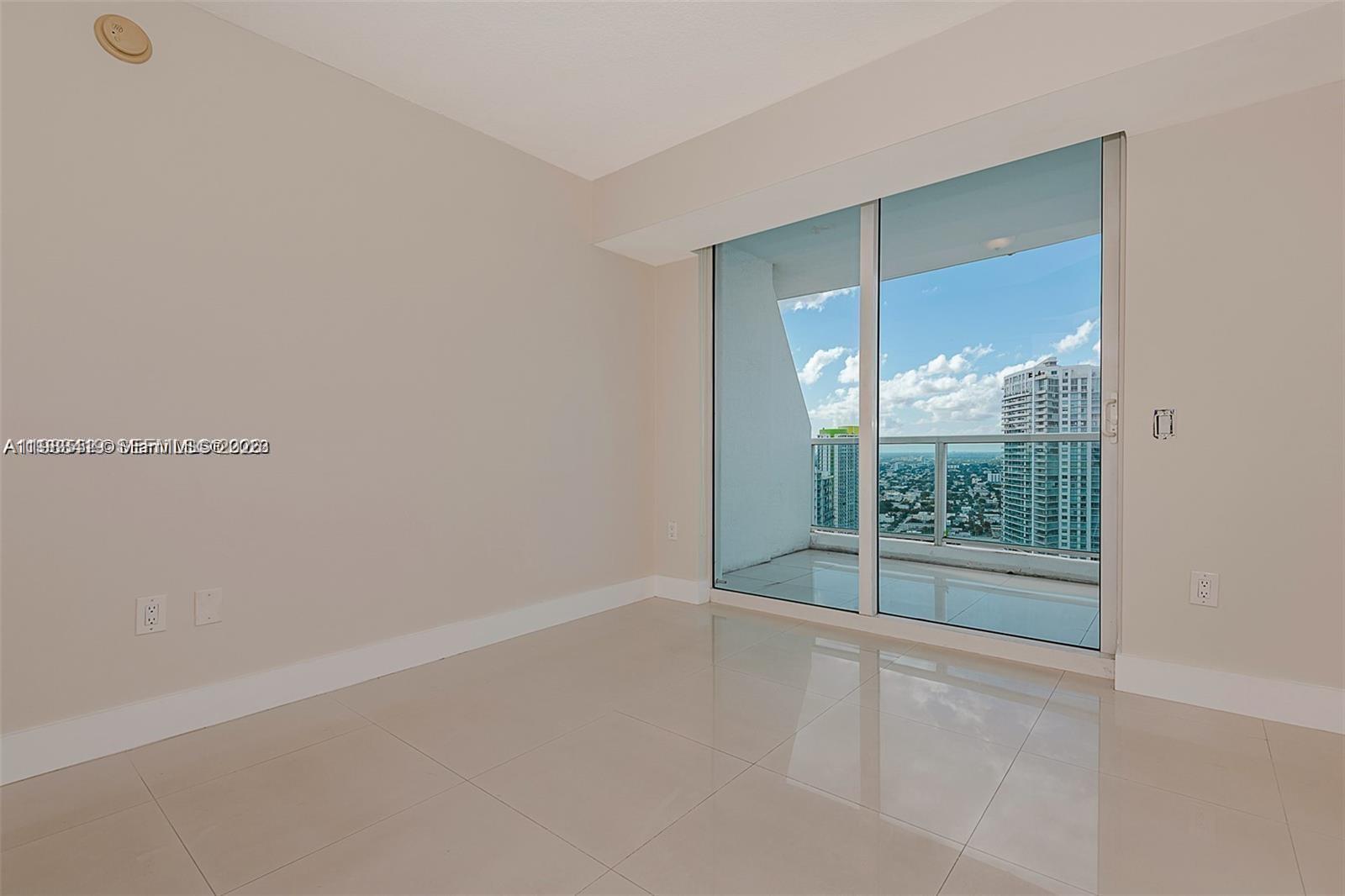 41 SE 5th St #2417, Miami FL 33131