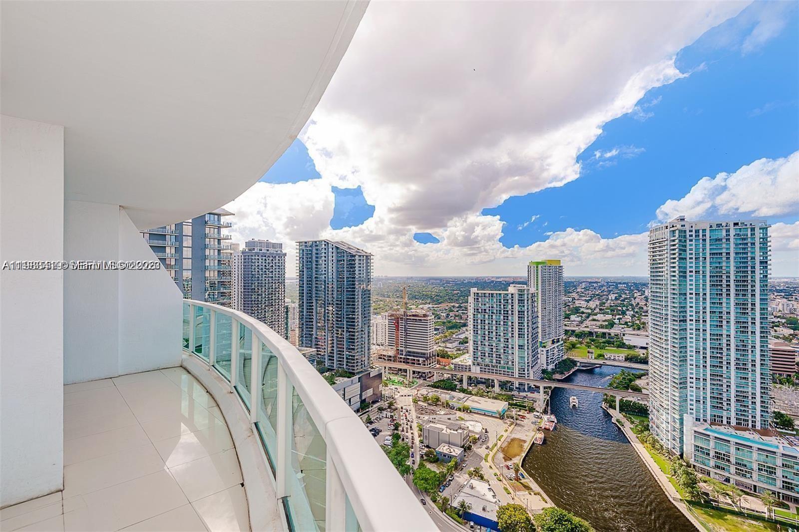 41 SE 5th St #2417, Miami FL 33131
