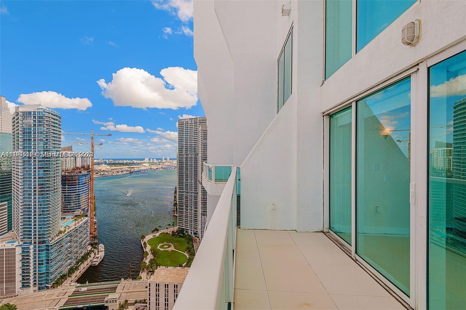41 SE 5th St #2417, Miami FL 33131