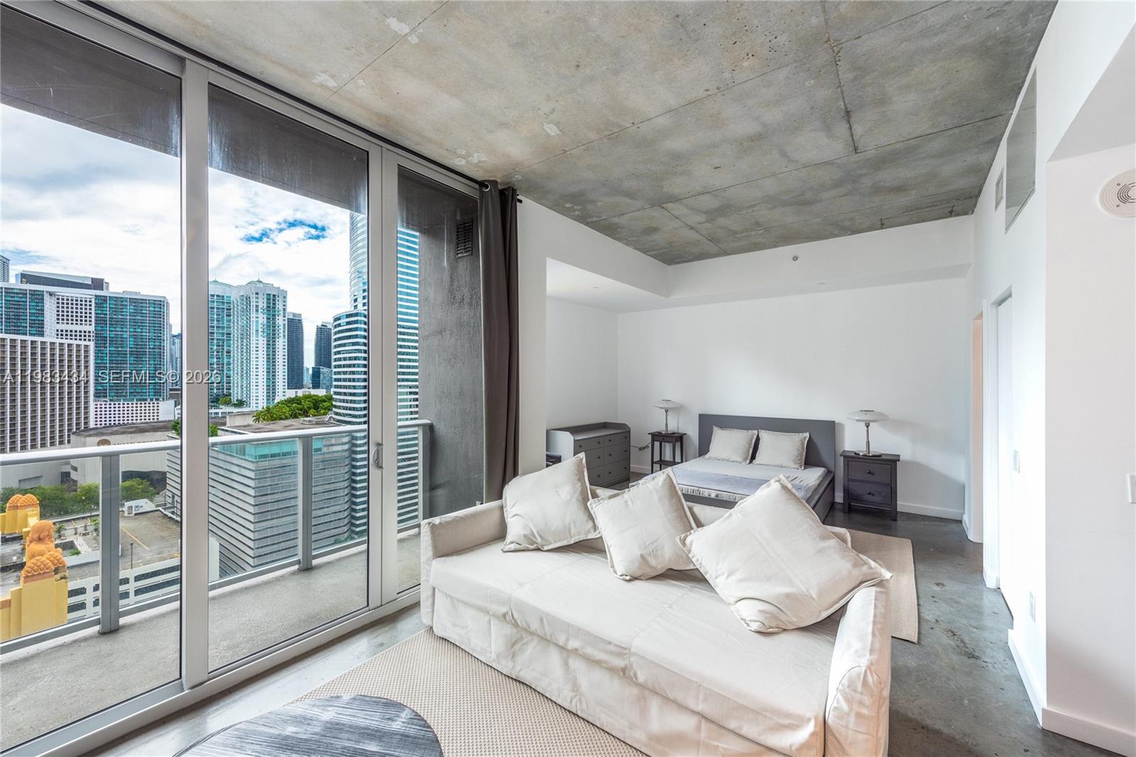 151 SE 1st St #1709, Miami FL 33131
