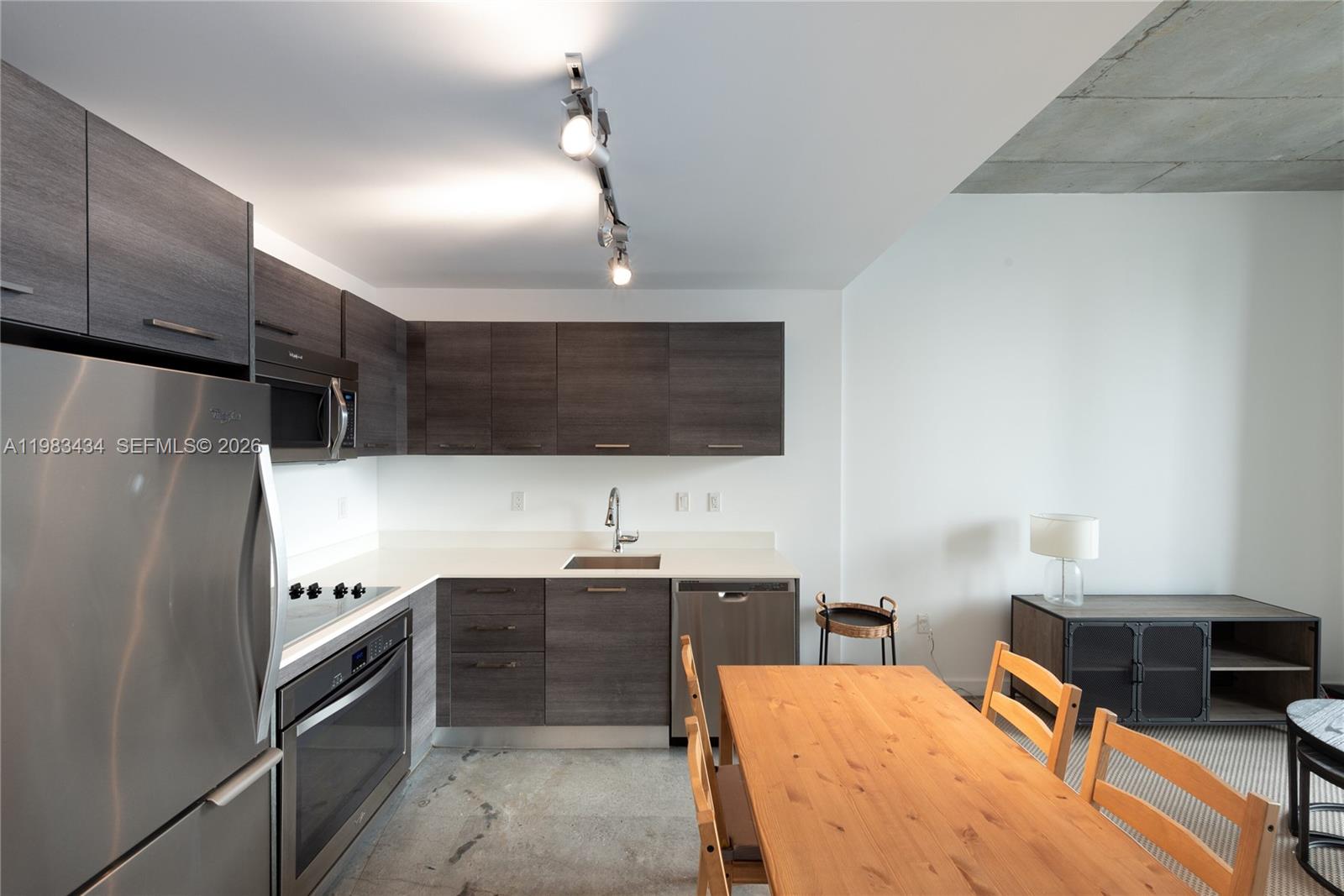 151 SE 1st St #1709, Miami FL 33131