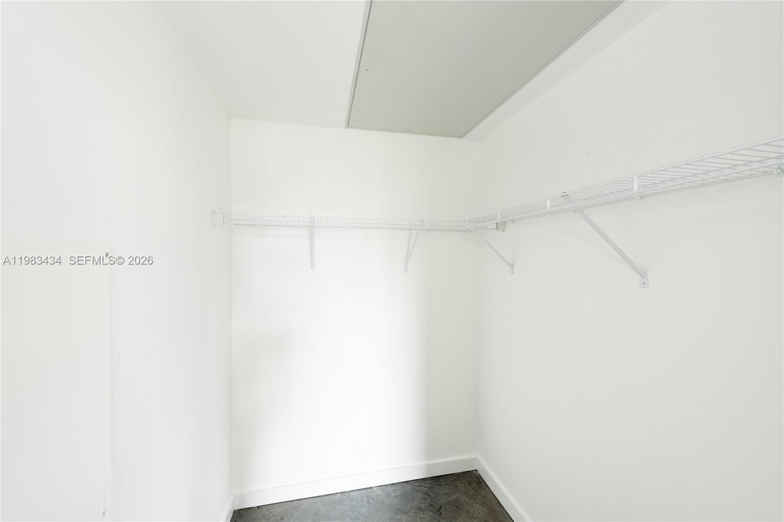 151 SE 1st St #1709, Miami FL 33131