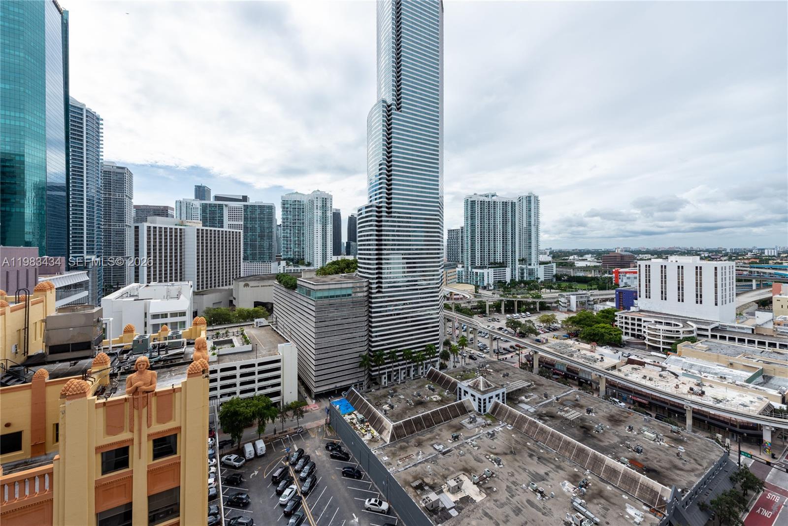 151 SE 1st St #1709, Miami FL 33131