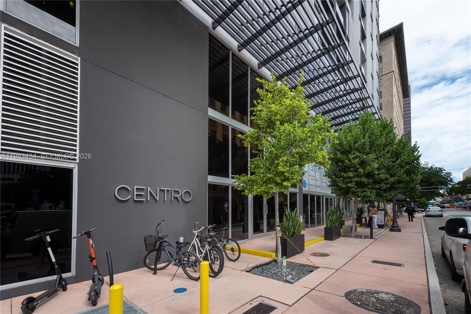 151 SE 1st St #1709, Miami FL 33131