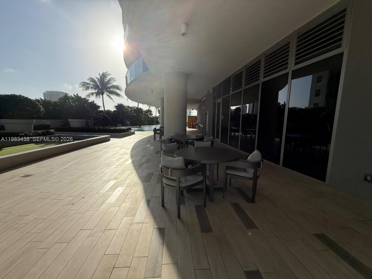 488 NE 18th St #3300, Miami FL 33132