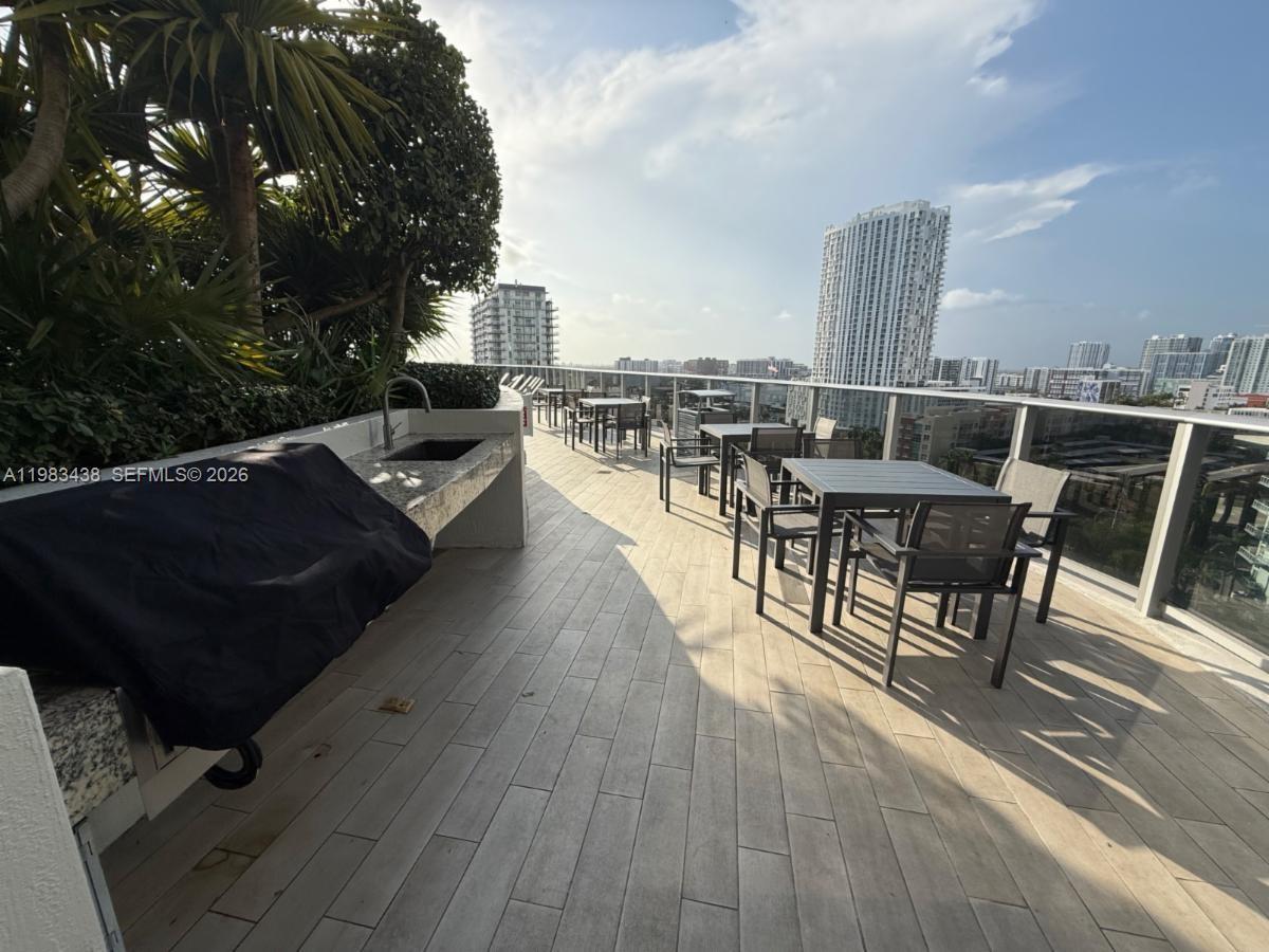 488 NE 18th St #3300, Miami FL 33132