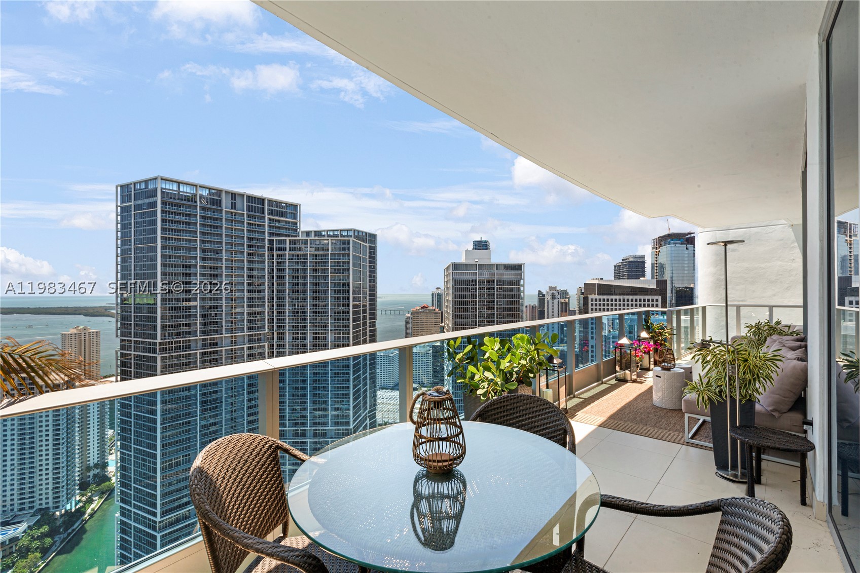 200 Biscayne Boulevard Way #4907, Miami FL 33131