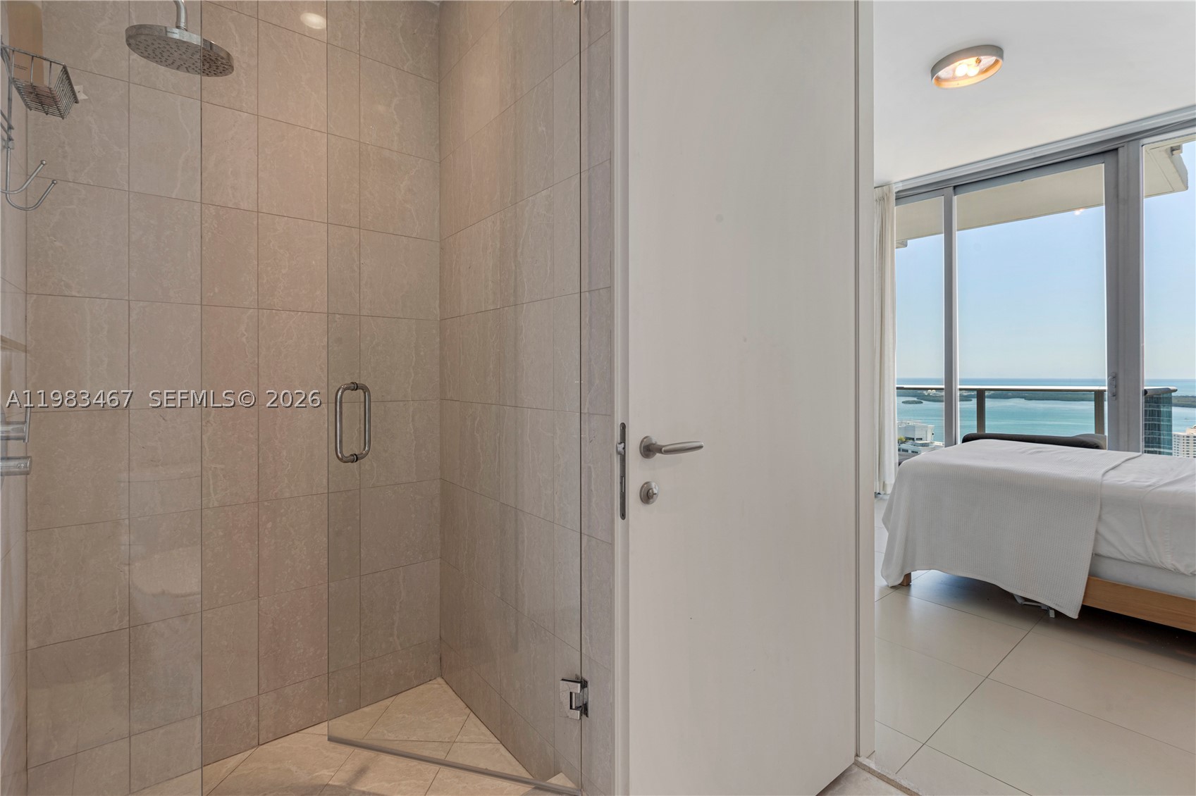 200 Biscayne Boulevard Way #4907, Miami FL 33131