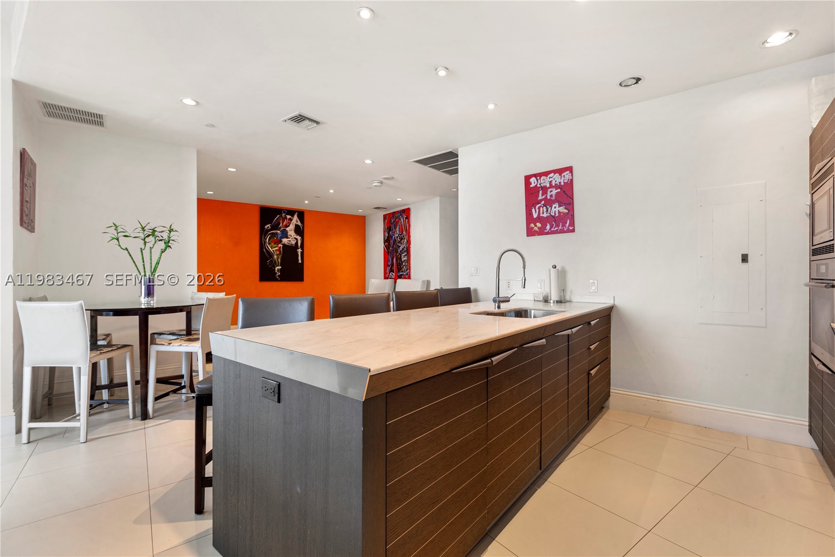 200 Biscayne Boulevard Way #4907, Miami FL 33131