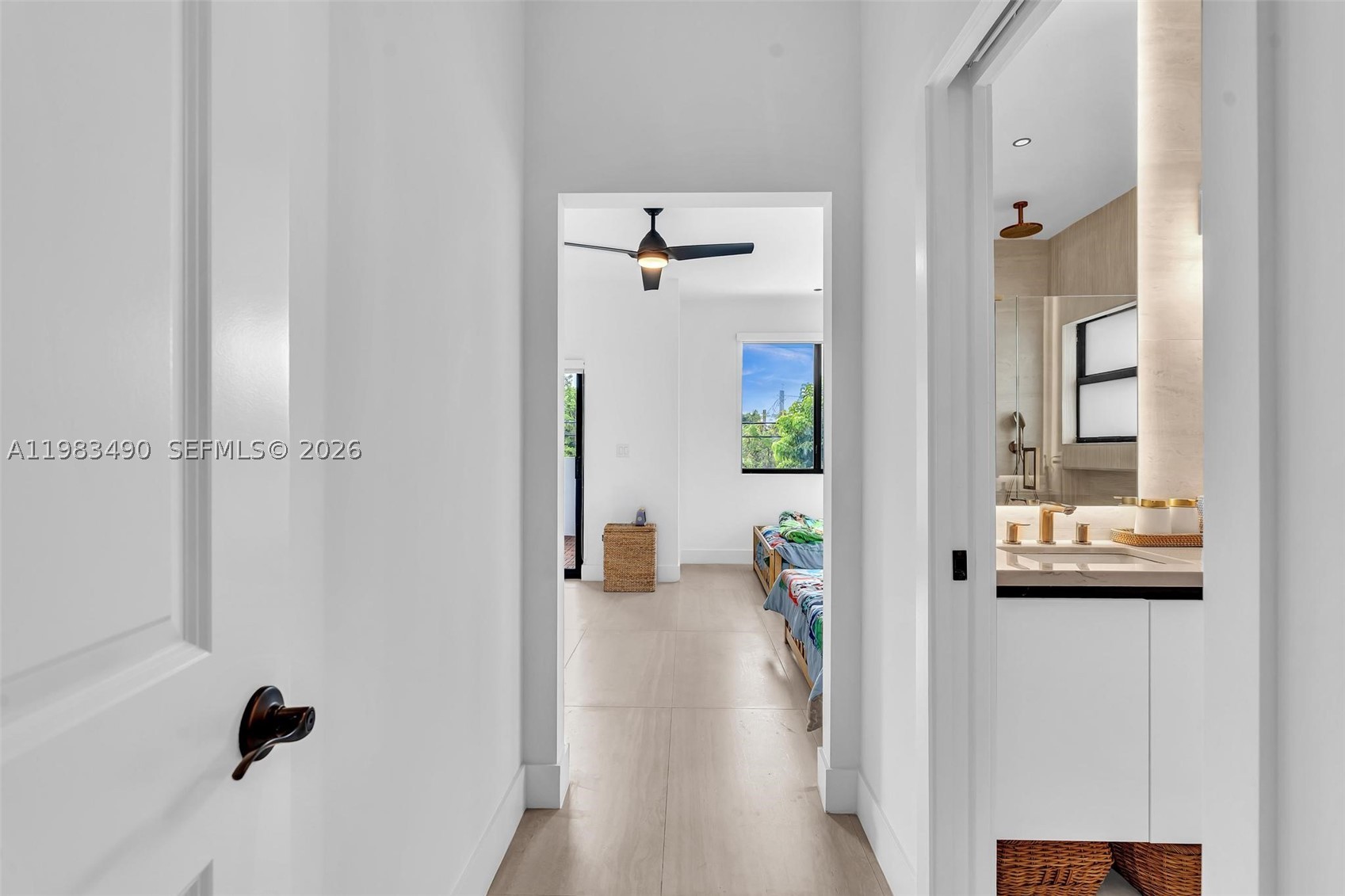 3187 SW 23rd St, Miami FL 33145