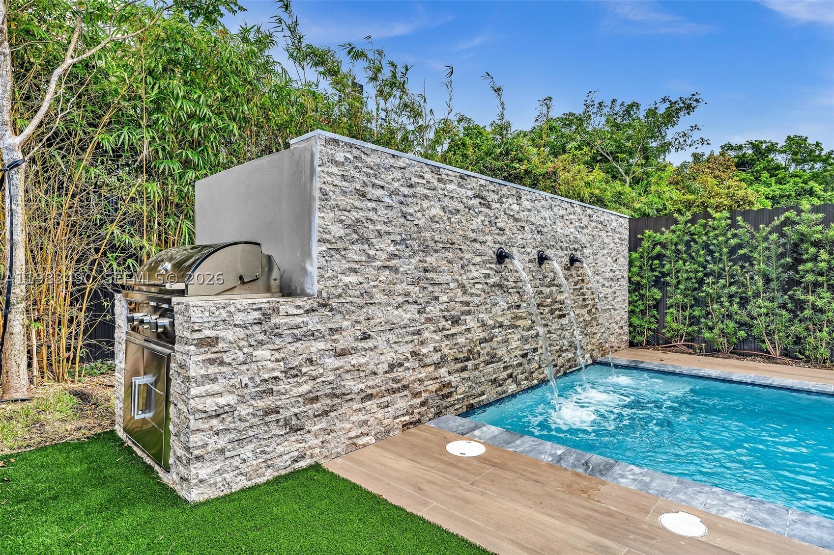 3187 SW 23rd St, Miami FL 33145