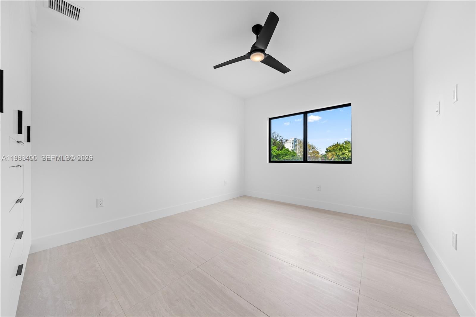 3187 SW 23rd St, Miami FL 33145