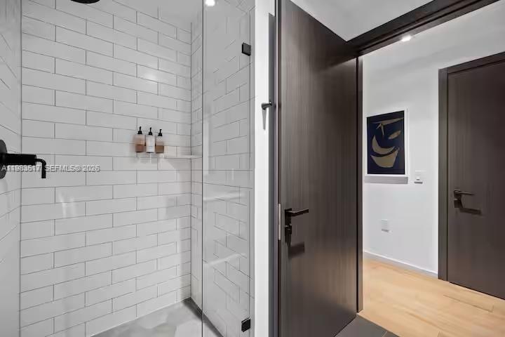 398 NE 5th St #3516, Miami FL 33132