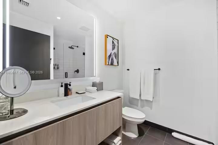 398 NE 5th St #3516, Miami FL 33132