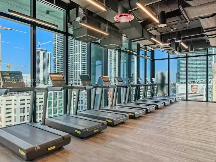 398 NE 5th St #3516, Miami FL 33132