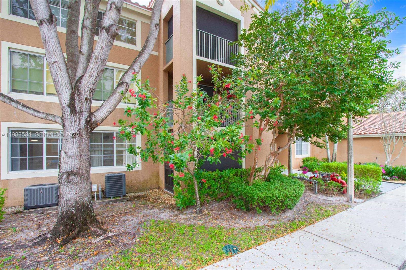 4824 N State Road 7 #9105, Coconut Creek FL 33073