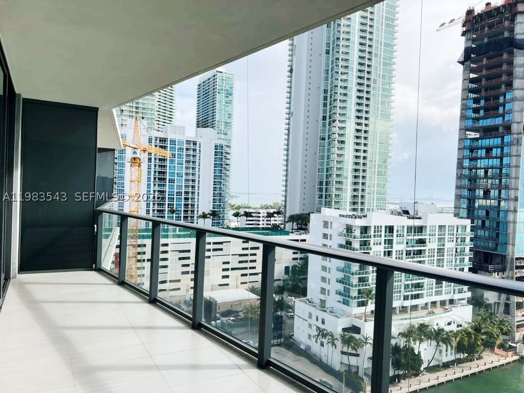 460 NE 28th St #1407, Miami FL 33137
