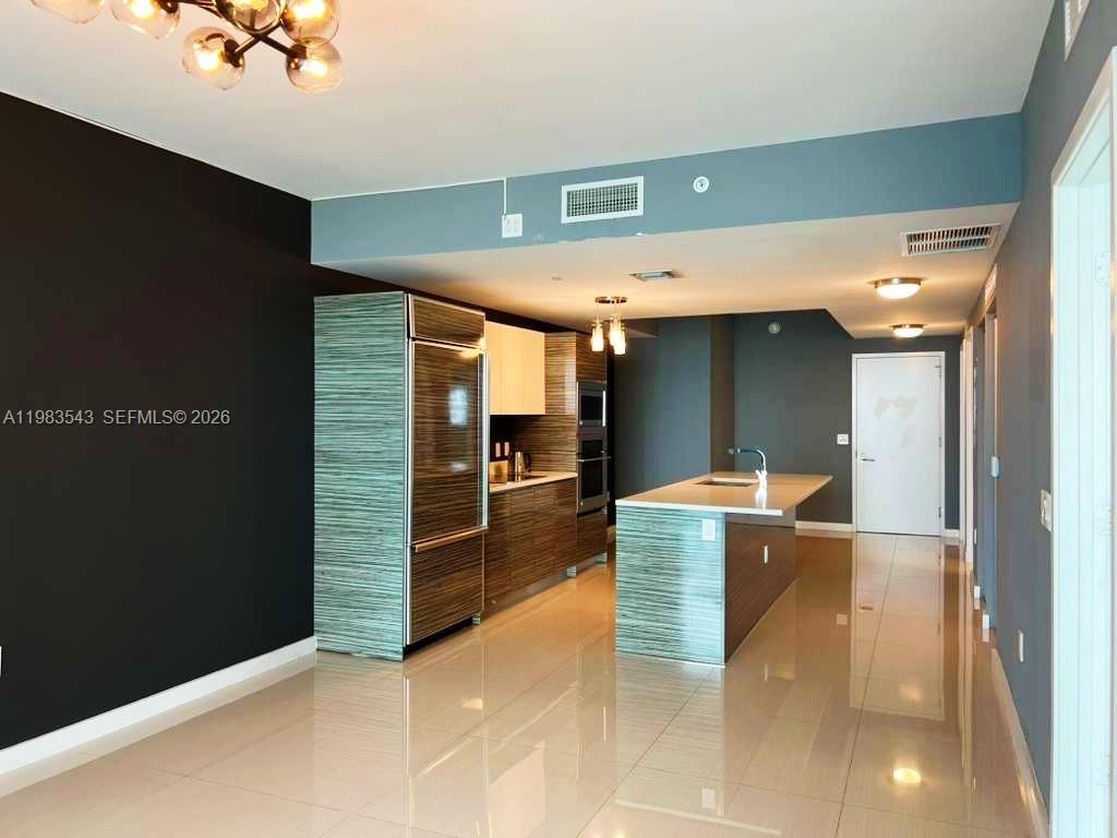 460 NE 28th St #1407, Miami FL 33137