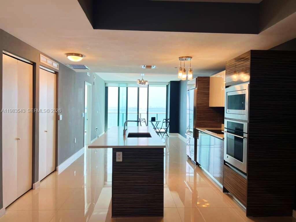 460 NE 28th St #1407, Miami FL 33137