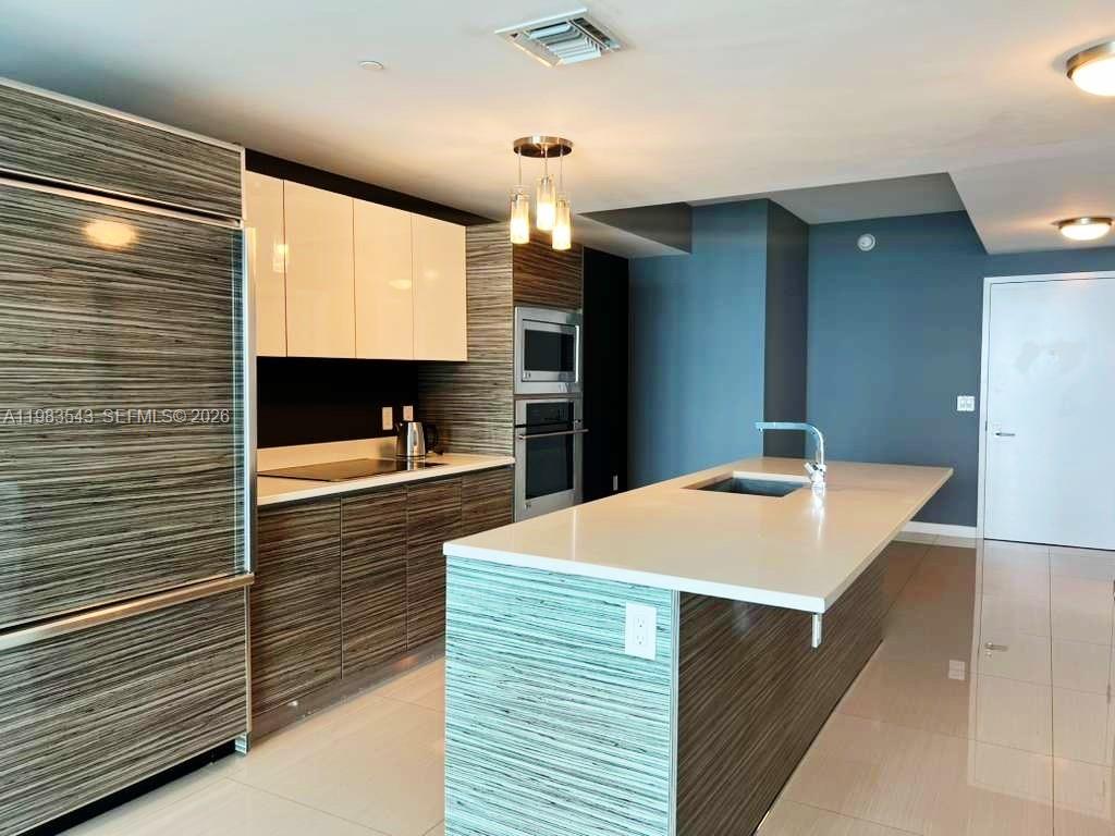460 NE 28th St #1407, Miami FL 33137