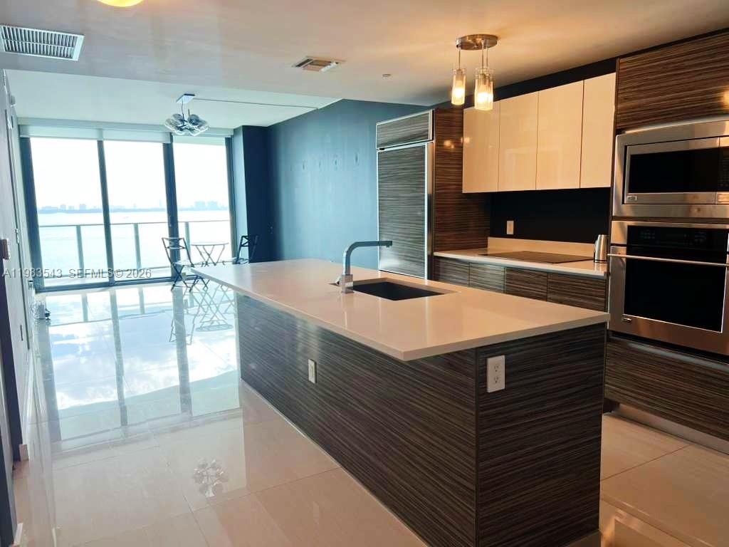460 NE 28th St #1407, Miami FL 33137
