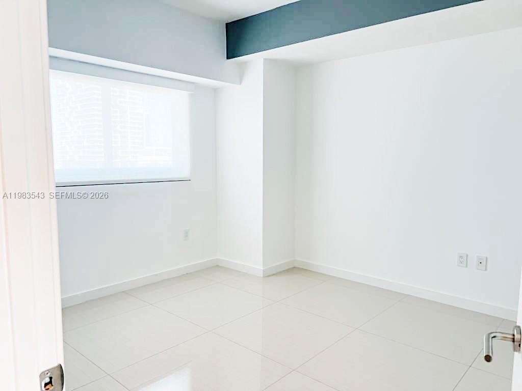 460 NE 28th St #1407, Miami FL 33137