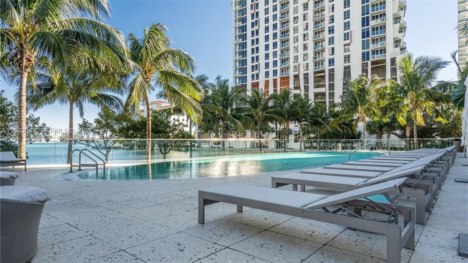 460 NE 28th St #1407, Miami FL 33137