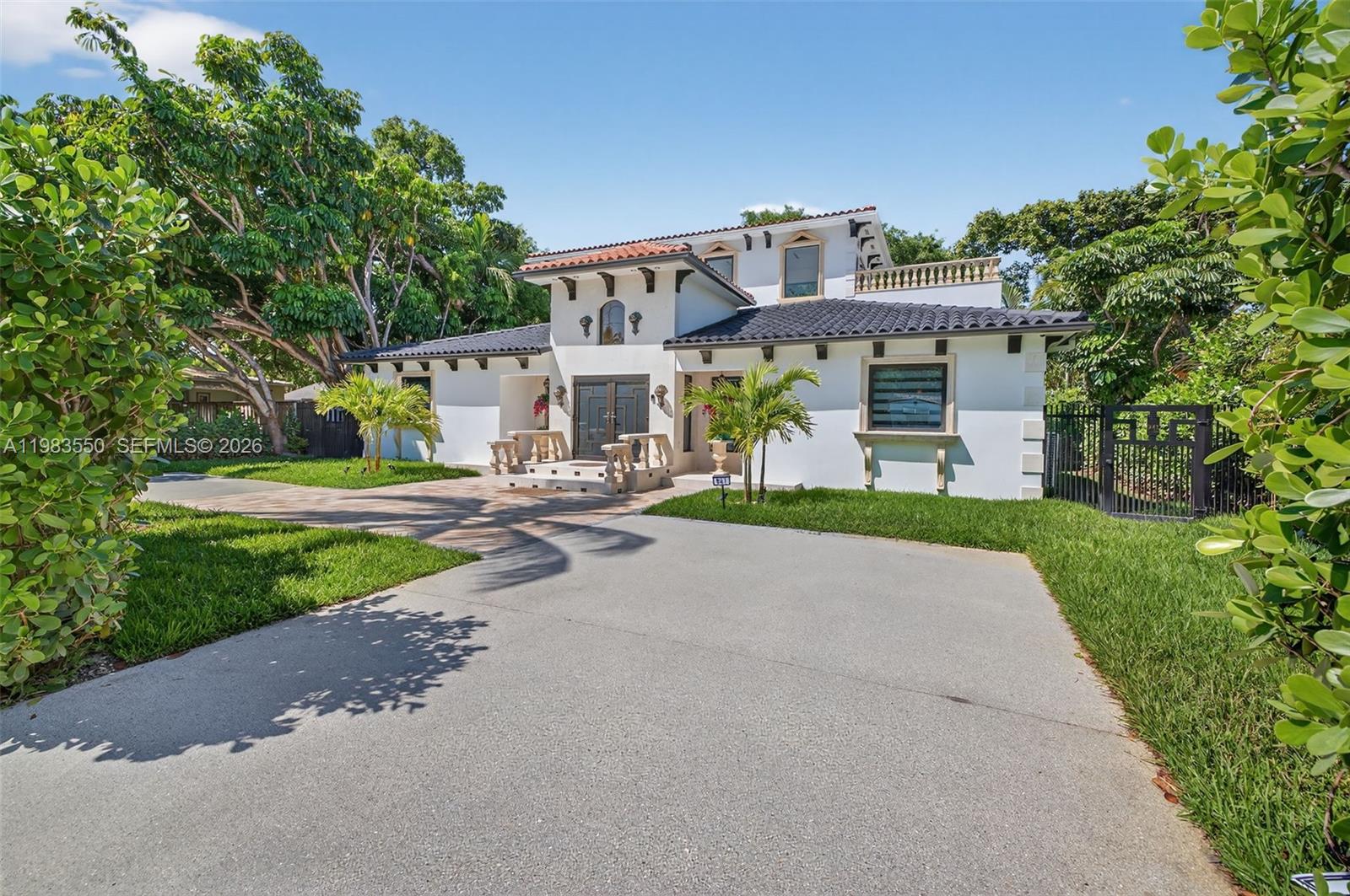 941 NE 119th St, Biscayne Park FL 33161