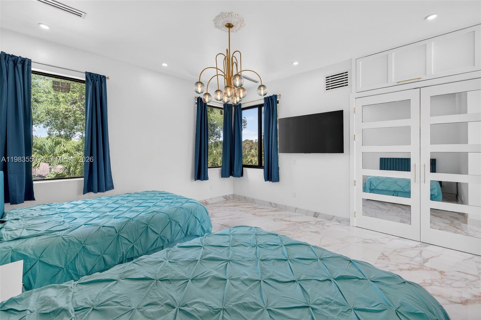 941 NE 119th St, Biscayne Park FL 33161