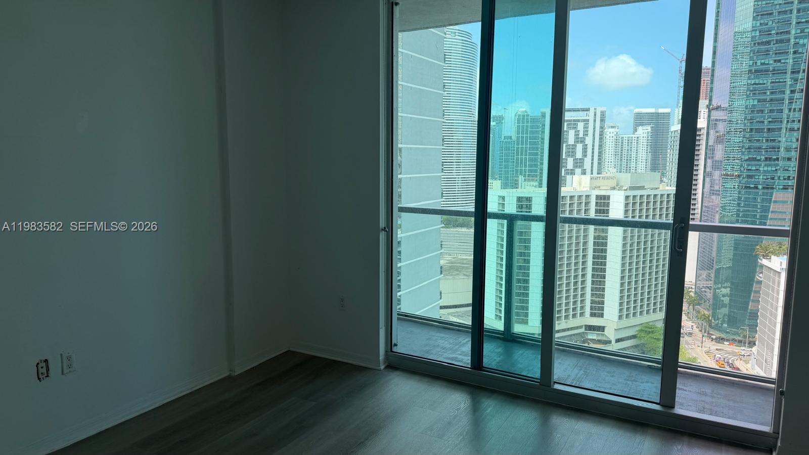 500 Brickell Ave #3005, Miami FL 33131