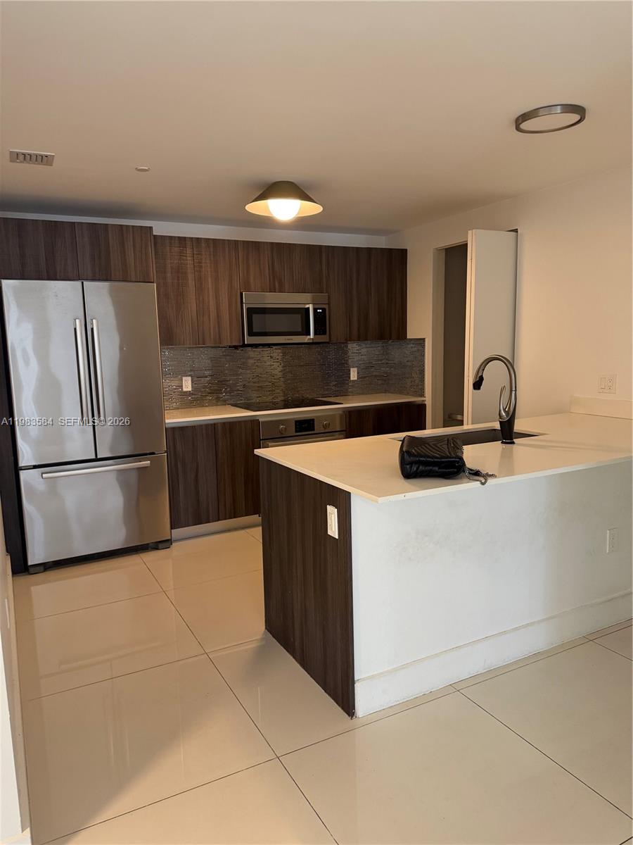 488 NE 18th St #4110, Miami FL 33132