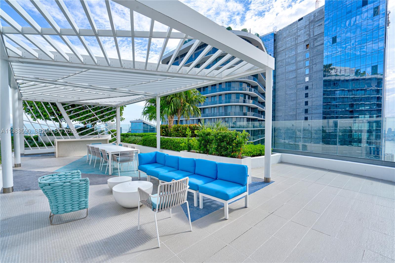 45 SW 9th St #3809, Miami FL 33130