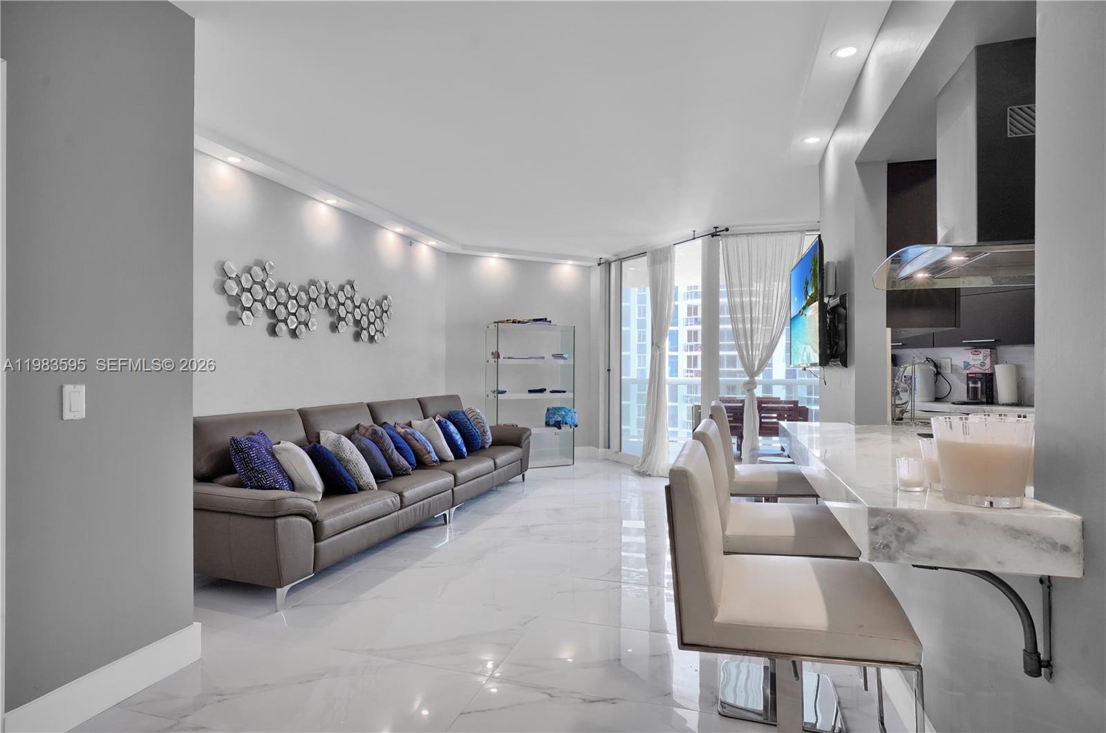 4775 Collins Ave #3508, Miami Beach FL 33140