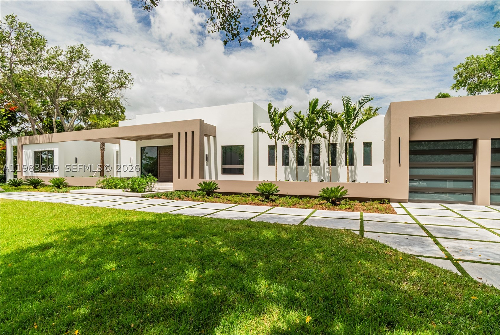 11720 SW 77th Ave, Pinecrest FL 33156