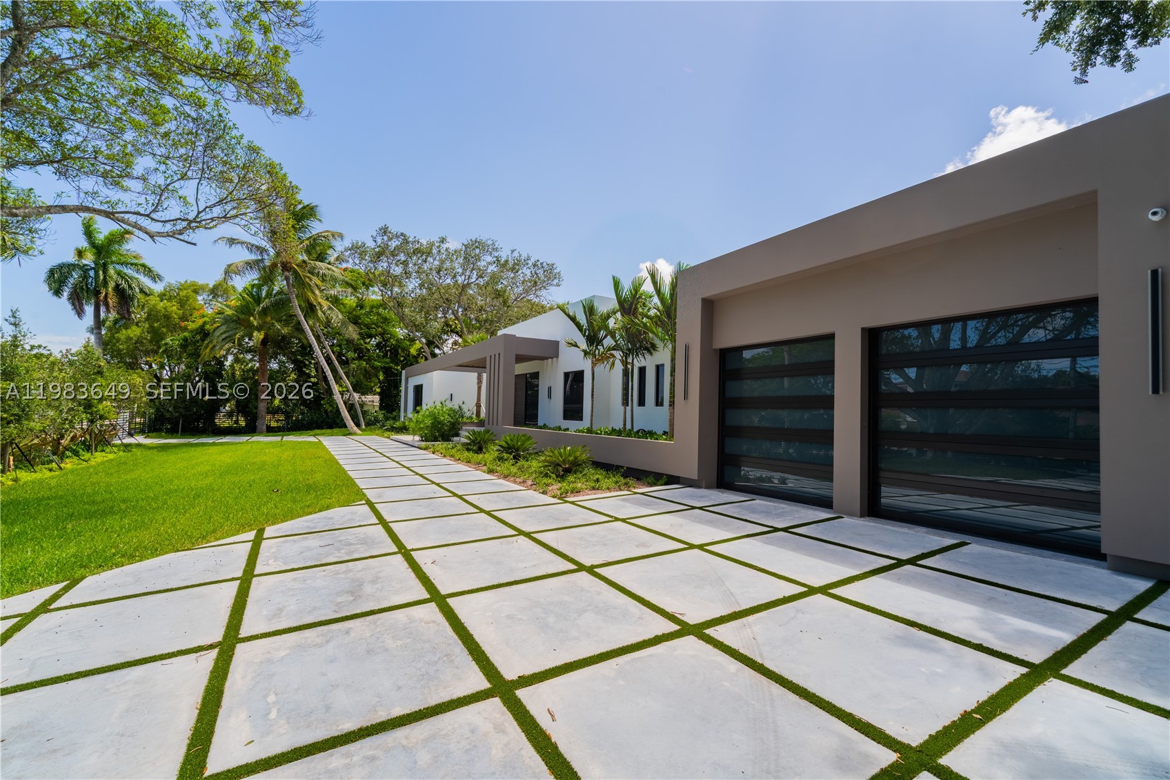 11720 SW 77th Ave, Pinecrest FL 33156