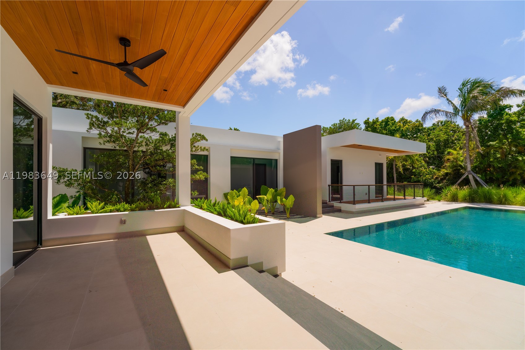 11720 SW 77th Ave, Pinecrest FL 33156