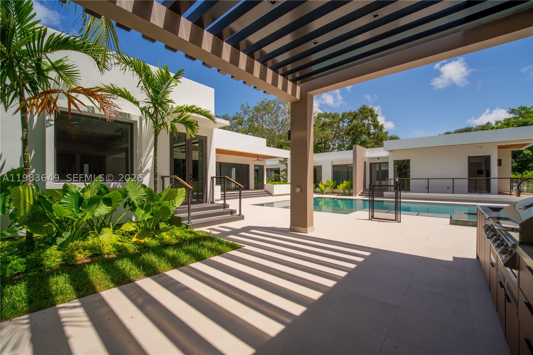 11720 SW 77th Ave, Pinecrest FL 33156