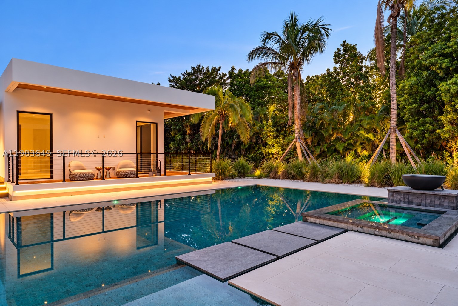11720 SW 77th Ave, Pinecrest FL 33156