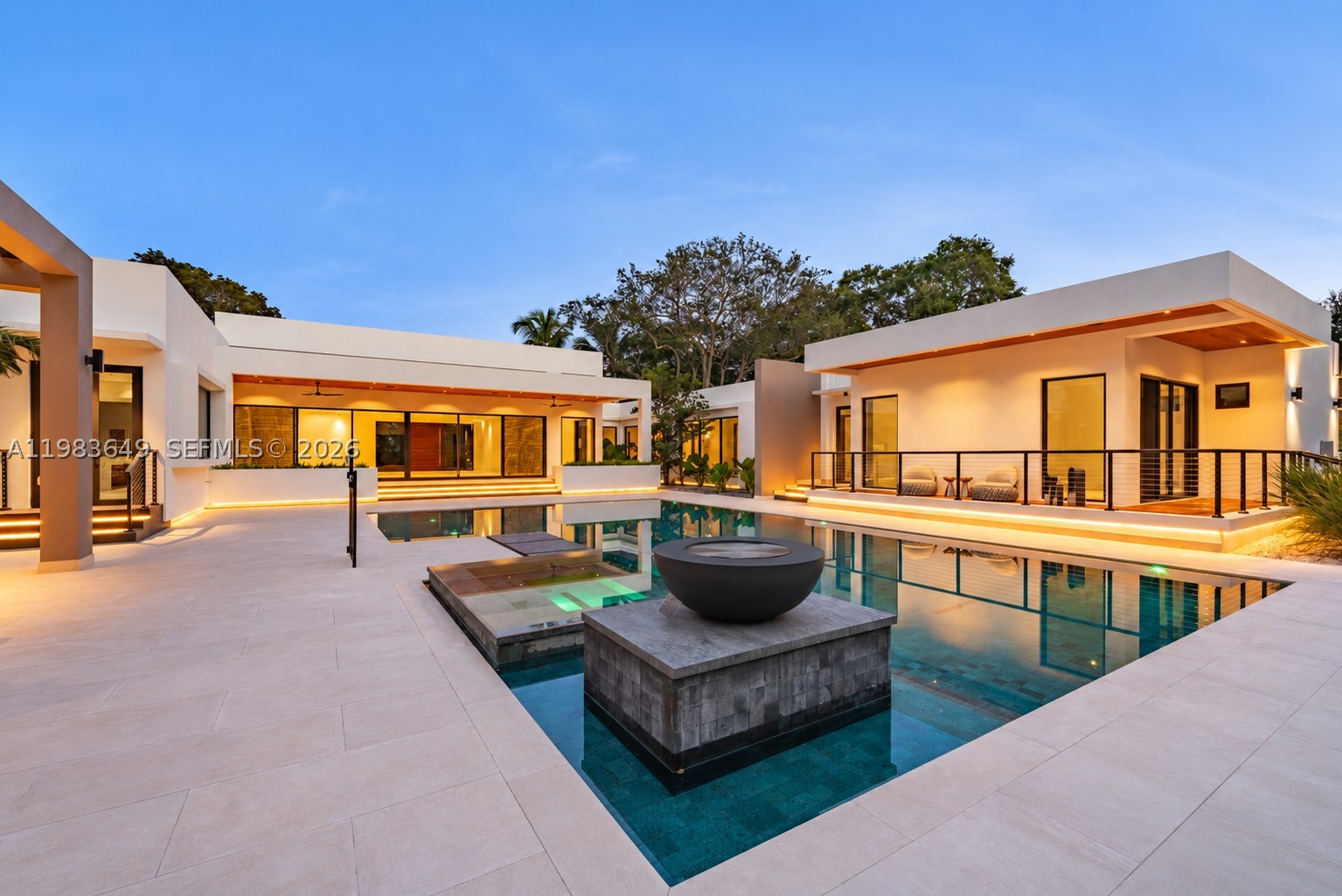 11720 SW 77th Ave, Pinecrest FL 33156