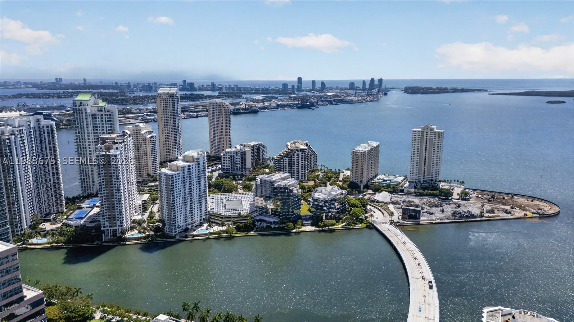 950 Brickell Bay Dr #4100, Miami FL 33131